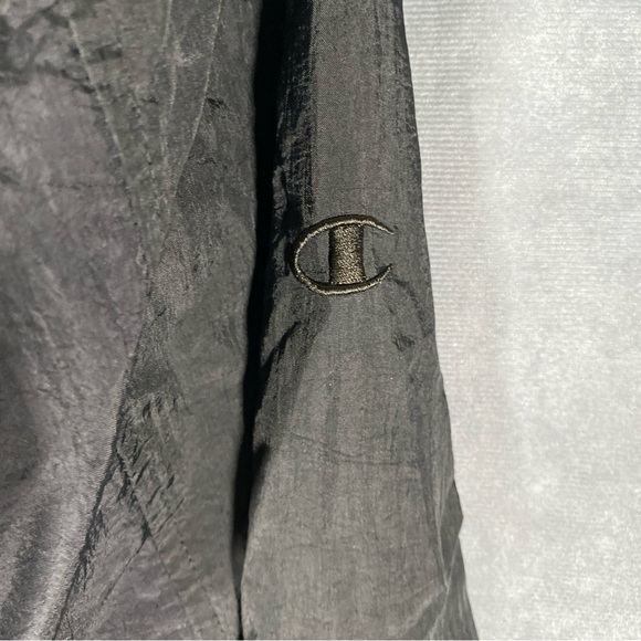 Champion Full Zip Jacket Black Nylon Windbreaker Men’s Size XL Activewear - Picture 3 of 8